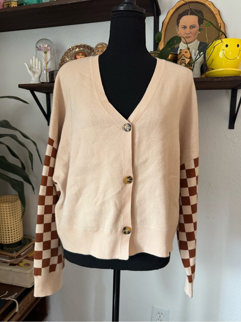 NWT Tan & Brown Checkered Mountain Scene Button Down Cardigan Sweater
